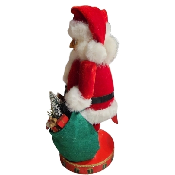 VTG Nutcracker Village 2001 Velvet Santa limited edition - Picture 4 of 12